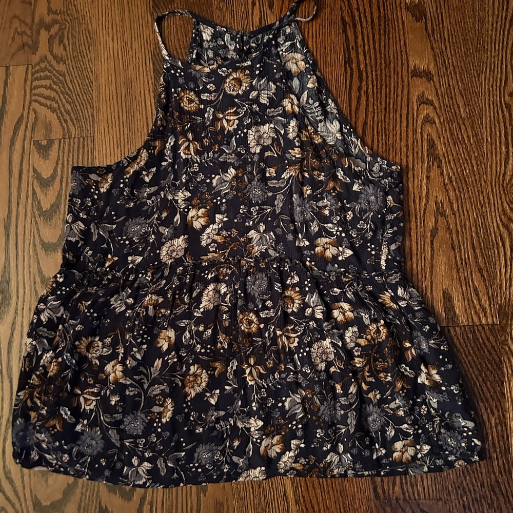 American Eagle top